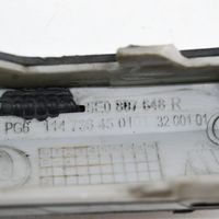 Skoda Octavia Mk3 (5E) Narożnik zderzaka przedniego 5E0807648R
