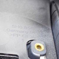 Volkswagen Golf VIII Ohjauspyörän pylvään verhoilu 5H0858559
