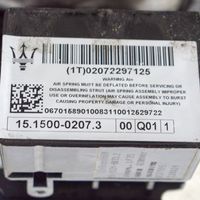 Maserati Levante Ilmajousituksen kompressoripumppu 670158901