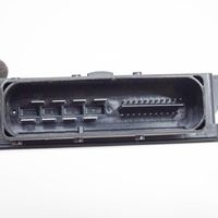 Audi A4 S4 B8 8K Takajarrun EMF-ohjainlaite/moduuli 8K0907801K