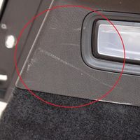 Maserati Levante Rivestimento pannello laterale del bagagliaio/baule 670098380