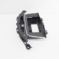 Opel Astra K Radio/GPS head unit trim 39026780