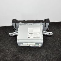 Toyota Avensis T270 Radio/CD/DVD/GPS-pääyksikkö 8614005200