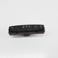 Opel Astra K A set of switches 39028735