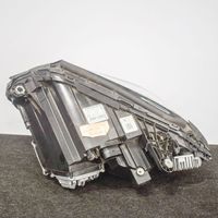 Mercedes-Benz C AMG W205 Lampa przednia 030128463207