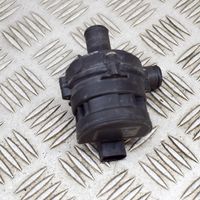 Mercedes-Benz C W205 Pompe à eau de liquide de refroidissement A2118350364