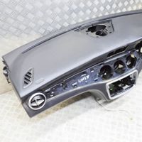 Mercedes-Benz CLA C117 X117 W117 Panelė A11768001879