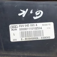Audi A3 S3 8V Galinis žibintas dangtyje 8V4945093A