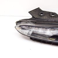 Hyundai Kona I Lampa przednia 92207J9600