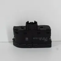 Ford Focus Kiti jungtukai/ rankenėlės/ perjungėjai AM5T14B436FB
