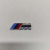 BMW 4 F36 Gran coupe Logo parafango 8058882