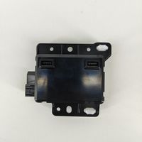 Tesla Model 3 Moduł / Sterownik USB 109329500A