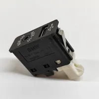 Mini One - Cooper F56 F55 Connettore plug in AUX 9266607