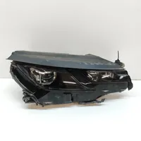 Volkswagen Arteon Lampa przednia 3G8941082A