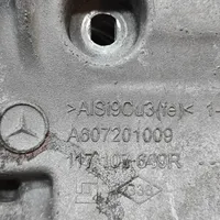 Mercedes-Benz A W176 Support de générateur / alternateur A607201009