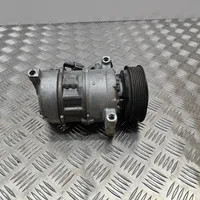 Mercedes-Benz A W176 Ilmastointilaitteen kompressorin pumppu (A/C) A0042301711