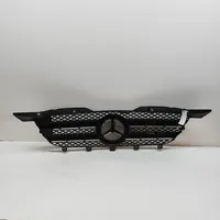 Mercedes-Benz Sprinter W906 Etupuskurin ylempi jäähdytinsäleikkö A9068800385