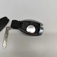 Mercedes-Benz C W204 Ключ / карточка зажигания A2049051704