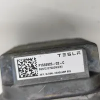Tesla Model 3 LED-liitäntälaitteen ohjausmoduuli 153292502C