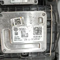 Audi Q5 SQ5 Lampa przednia 8K0941597B