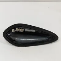 BMW 5 G30 G31 Copertura dell’antenna tetto (GPS) 9371367