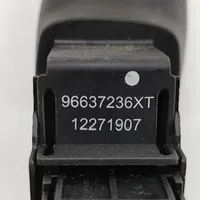 Peugeot 5008 Autres commutateurs / boutons / leviers 96637236XT
