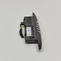 Mercedes-Benz CLA C117 X117 W117 Parking PDC sensor display screen A1725420023