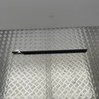 Porsche Cayenne (92A) Door glass trim 7P0837472C