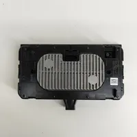 BMW 5 G30 G31 Modulo di ricarica wireless 8719904