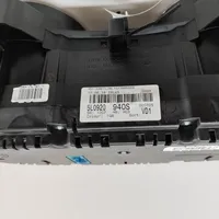 Skoda Yeti (5L) Spidometrs (instrumentu panelī) 5L0920940S