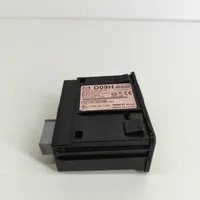 Mazda CX-5 Câble adaptateur AUX D09H669U0