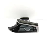 BMW 5 G30 G31 Lango oro grotelės 9330858