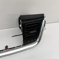 KIA Stonic Garniture, panneau de grille d'aération 84740H8RE0