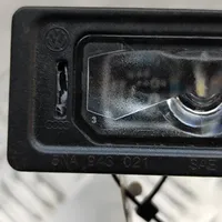 Audi A4 S4 B9 Lampa oświetlenia tylnej tablicy rejestracyjnej 5NA943021