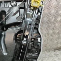 BMW X3 G01 Elektryczny podnośnik szyby drzwi przednich 7455082