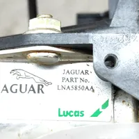 Jaguar XJ X308 Vaihteenvalitsin LNA5850AA
