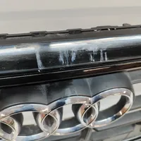 Audi Q8 Atrapa chłodnicy / Grill 4M8853651AG