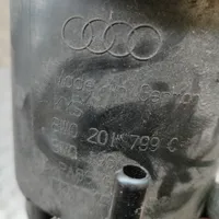 Audi A5 Aktiivihiilisuodattimen polttoainehöyrysäiliö 8W0201799C