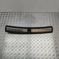 BMW X1 F48 F49 Rivestimento di protezione sottoporta del bagagliaio/baule 7413689