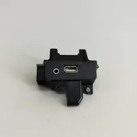 Porsche Cayenne (92A) Câble adaptateur AUX 7PP035727B