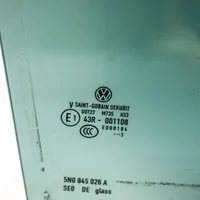Volkswagen Tiguan Luna de la puerta trasera 5N0845026A
