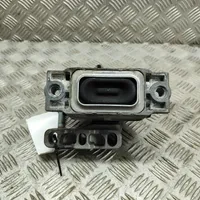 Volkswagen Caddy Engine mount bracket 