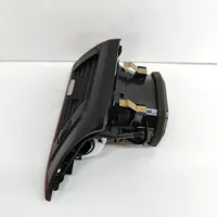 BMW 4 F32 F33 Kojelaudan tuuletussuuttimen suojalista 9218549