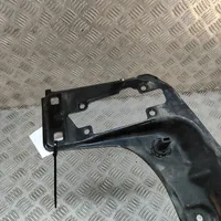 BMW 4 F32 F33 Radiatoru paneļa augšējā daļa (televizors) 7245786