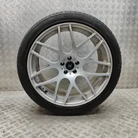 Porsche Macan R21 alloy rim 