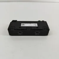 Audi E-tron GT Gniazdo / Złącze USB 4N1035736