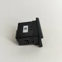 KIA Niro USB socket connector 96120K0110