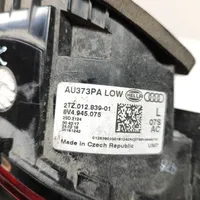 Audi A3 S3 8V Lampy tylnej klapy bagażnika 8V4945075