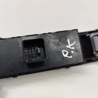 Volkswagen Tiguan Electric window control switch 5N1867255