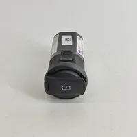 Hyundai Ioniq USB jungtis 96125G2000